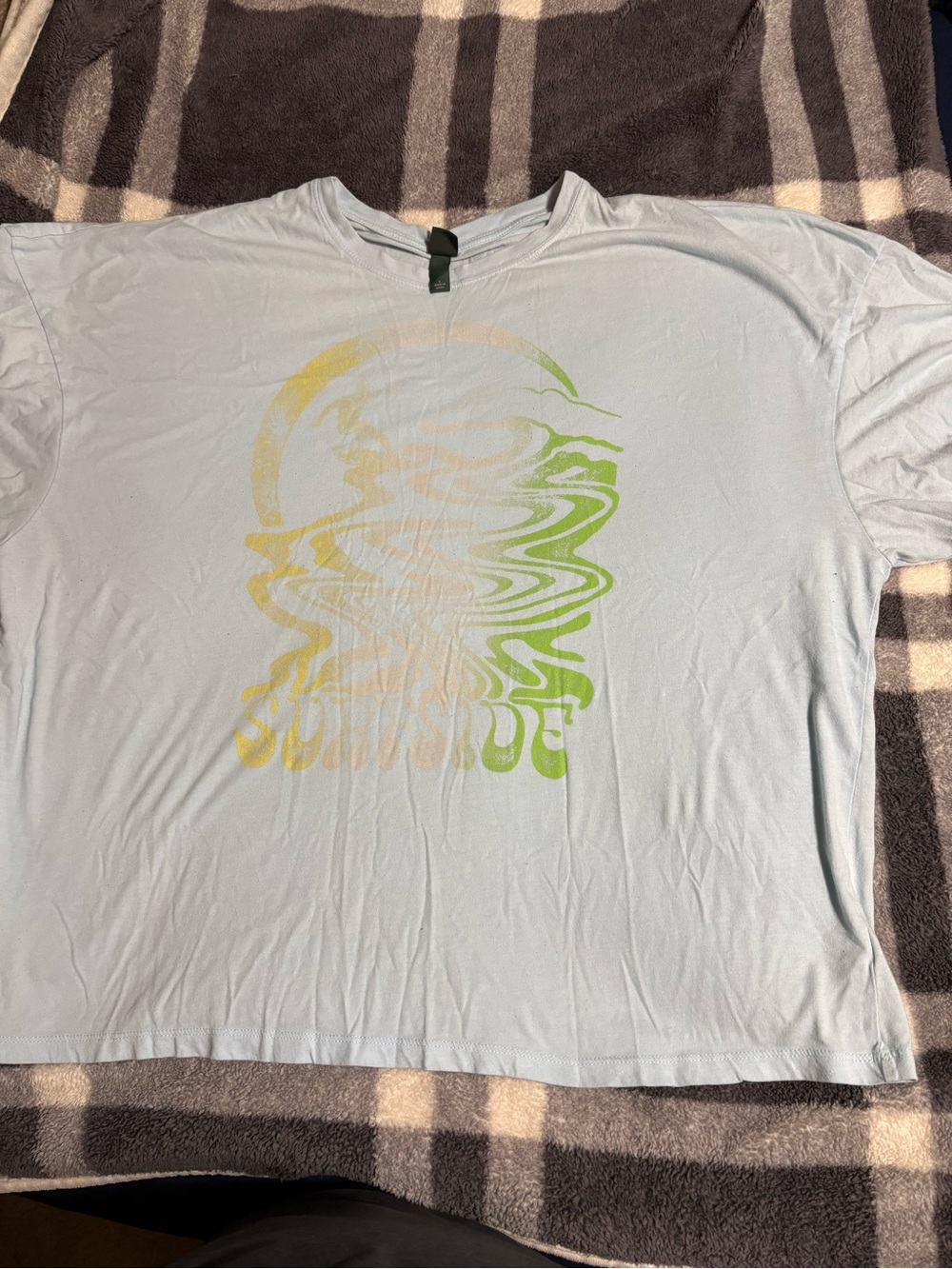 wild fable Light Blue Short-Sleeve Tee with Yellow and Lime Graphic